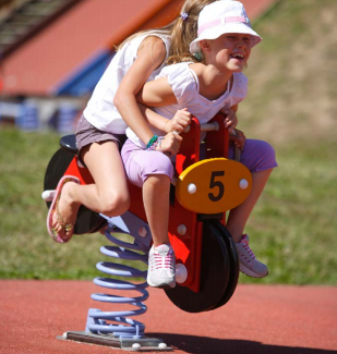 河北户外无动力设备价格：如何选择儿童游乐设备