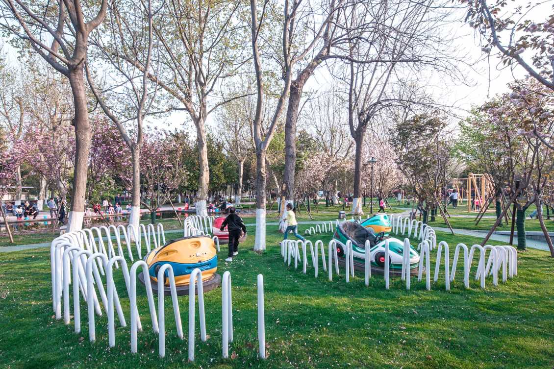 河北非标定制滑梯：不锈钢滑梯的工艺及基础知识