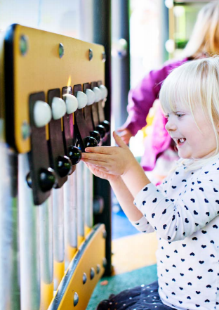 为何不锈钢河北儿童滑梯在游乐园备受青睐？